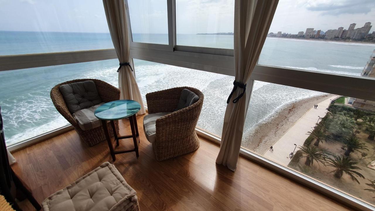 Sobre Las Olas Del Mar El Campello Kültér fotó